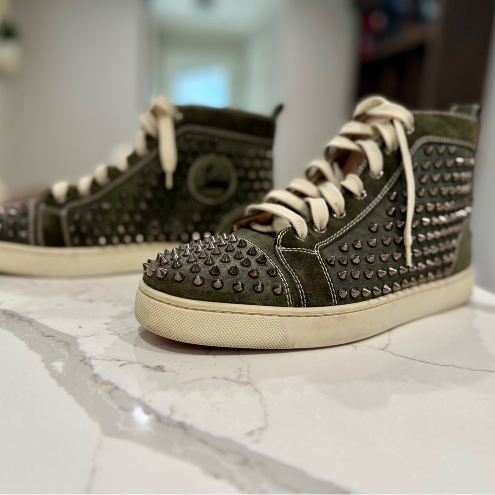 Christian Louboutin Gray suede & hint of deep green Sneakers studs & Cream Laces